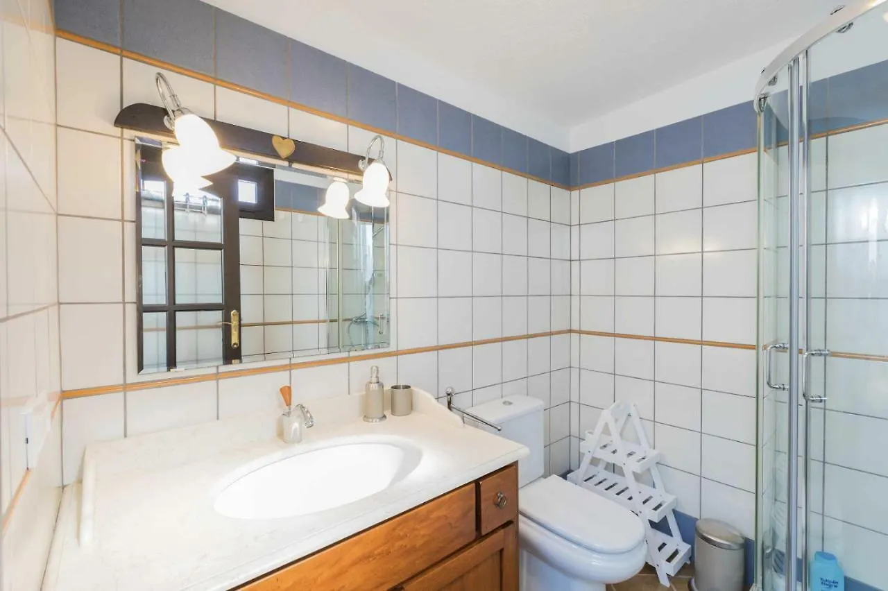 Vivienda Vacacional Casetta Volante Puerto del Carmen  Spagna